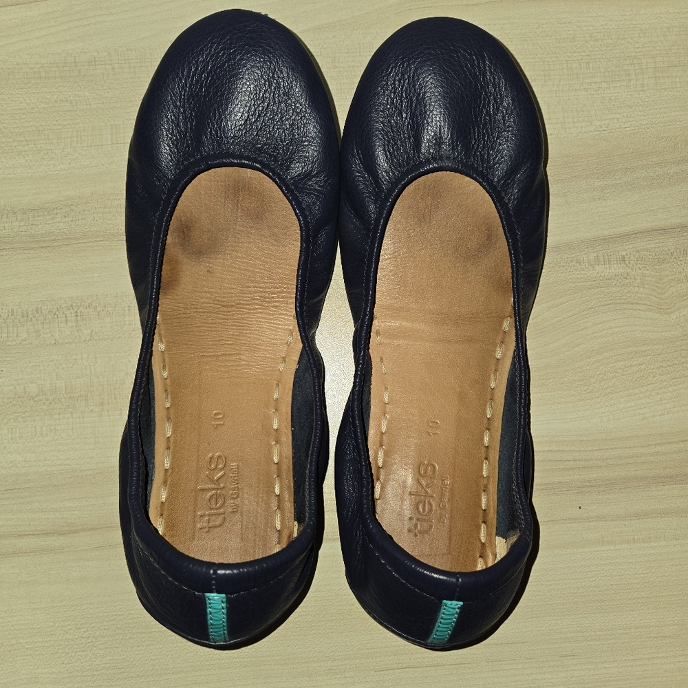 Navy blue Tieks